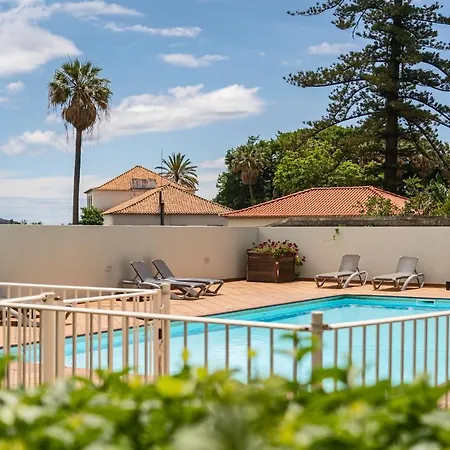 Jasmineiro Ii By An Island Funchal (Madeira)