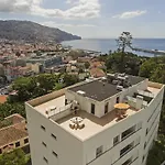 Apartment Jasmineiro Ii By An Island